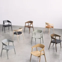 Andersen Furniture AC2 Stol Hvidpigmenteret Mat Lakeret Bøg Sort Læder