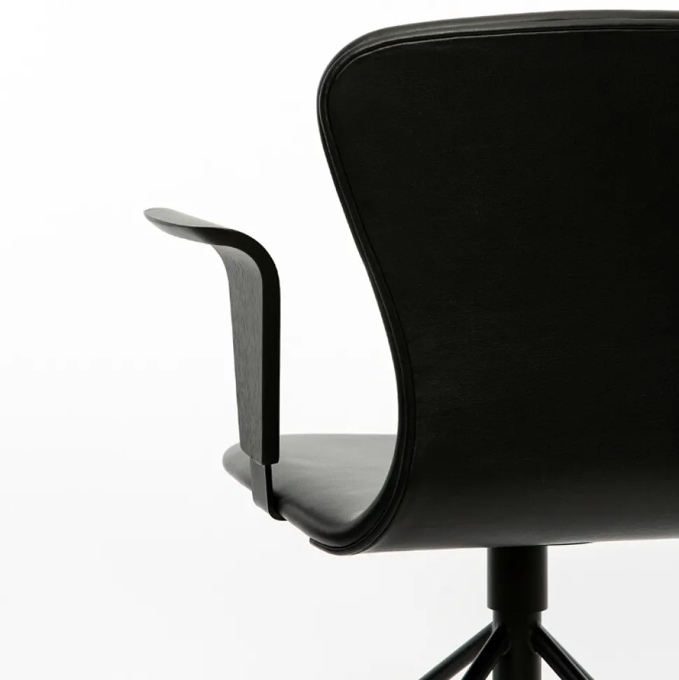 Bruunmunch PLAY Arm Chair Swing Sort Hero Læder