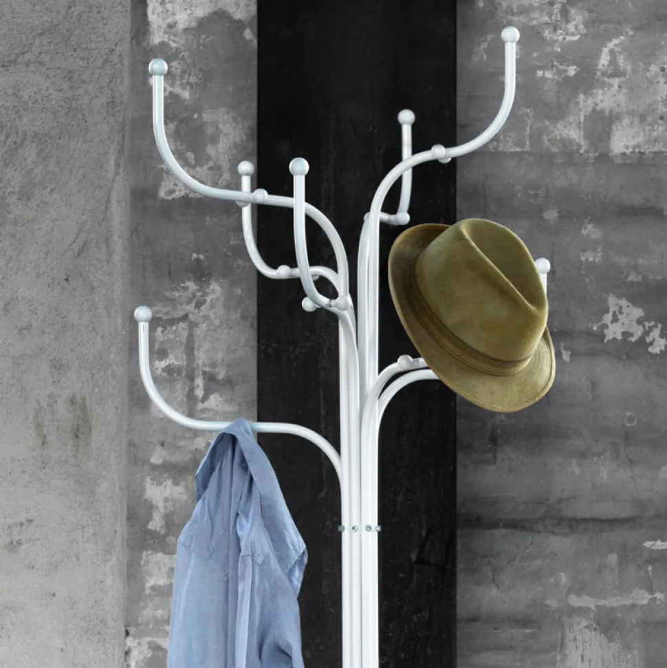 Fritz Hansen 9999 Coat Tree Stumtjener