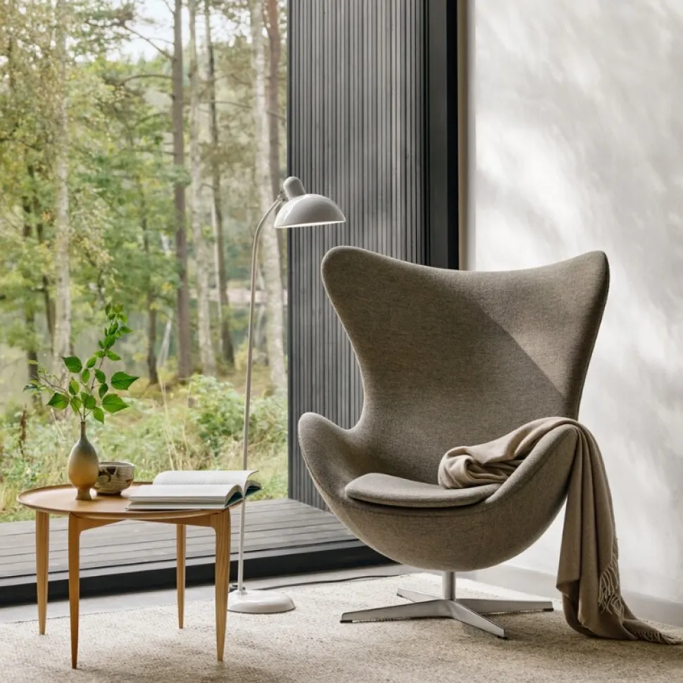 Fritz Hansen 3316 Ægget Lænestol Stof