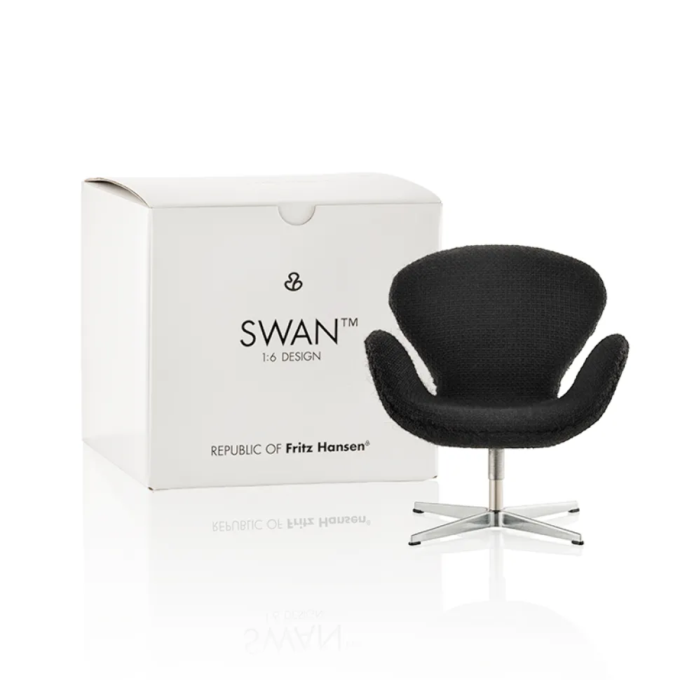 Fritz Hansen Object Miniature Svanen