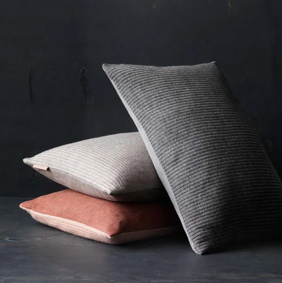 Fritz Hansen Objects Aiayu Pude Anthracite