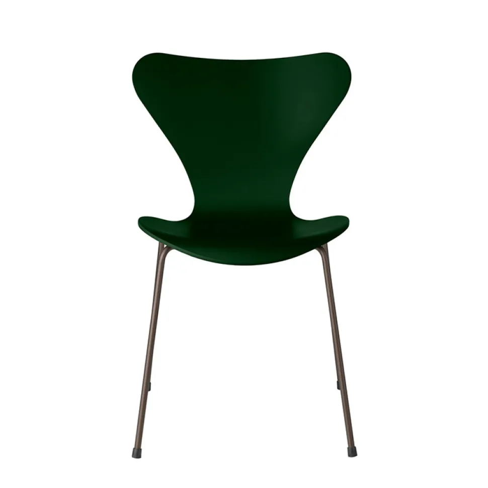 Fritz Hansen Serie 7™ 3107 Lakeret