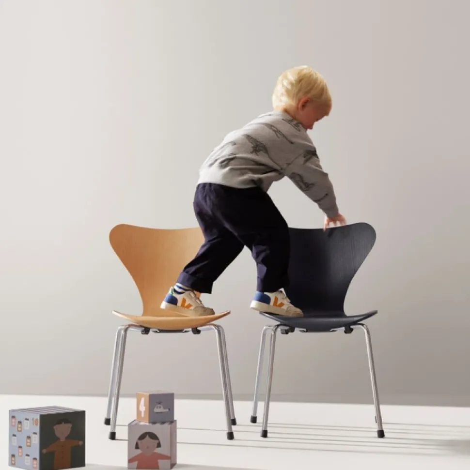 Fritz Hansen Serie 7 Børnestol