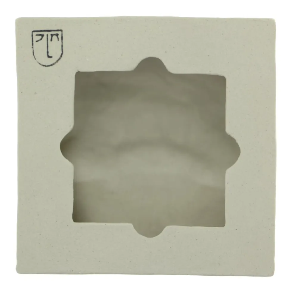Laoru Laoru Left Eye Relief Antique White