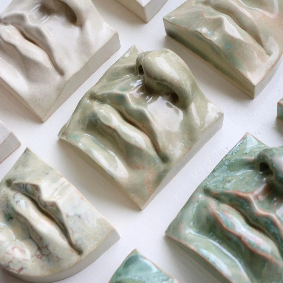 Laoru Laoru Mouth II Relief Crystal Green