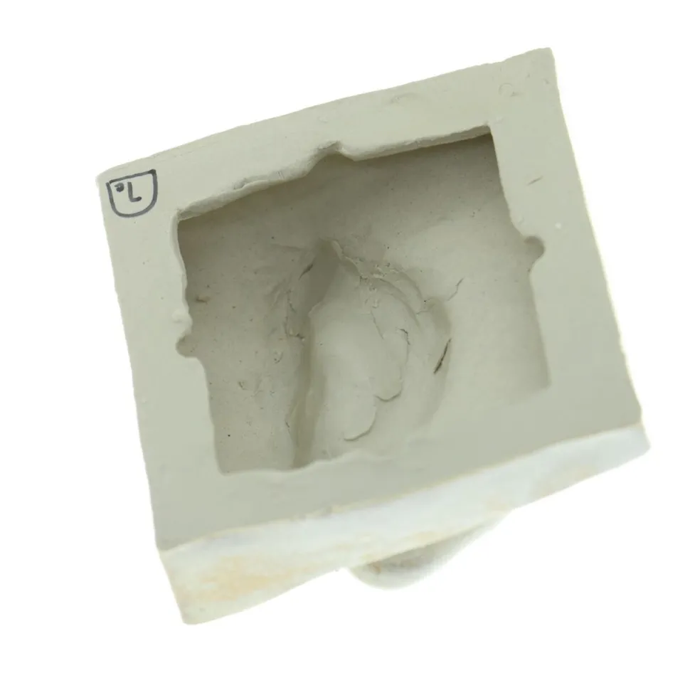 Laoru Laoru Right Ear Relief Antique White