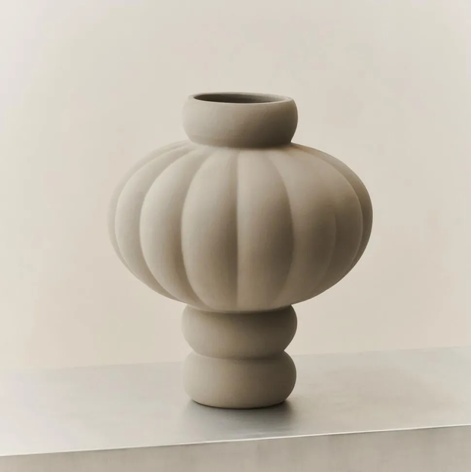 Louise Roe Balloon Vase 03 Sanded Grey