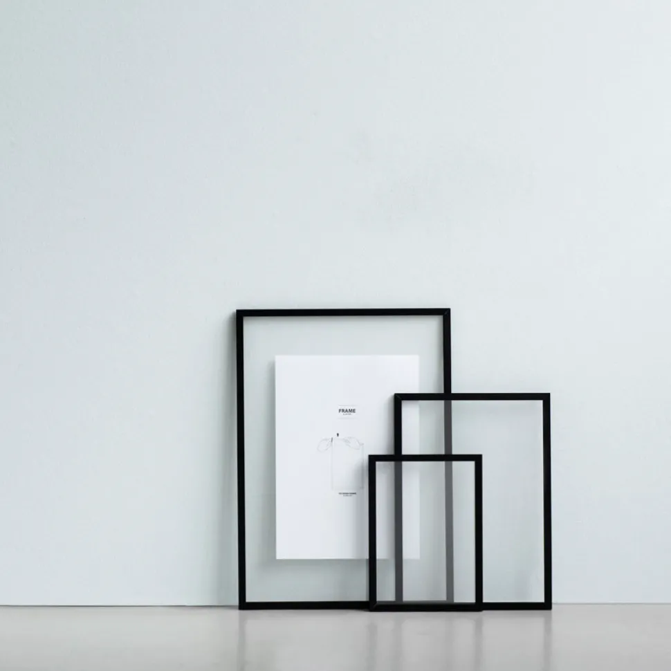 Moebe Black Frame A4