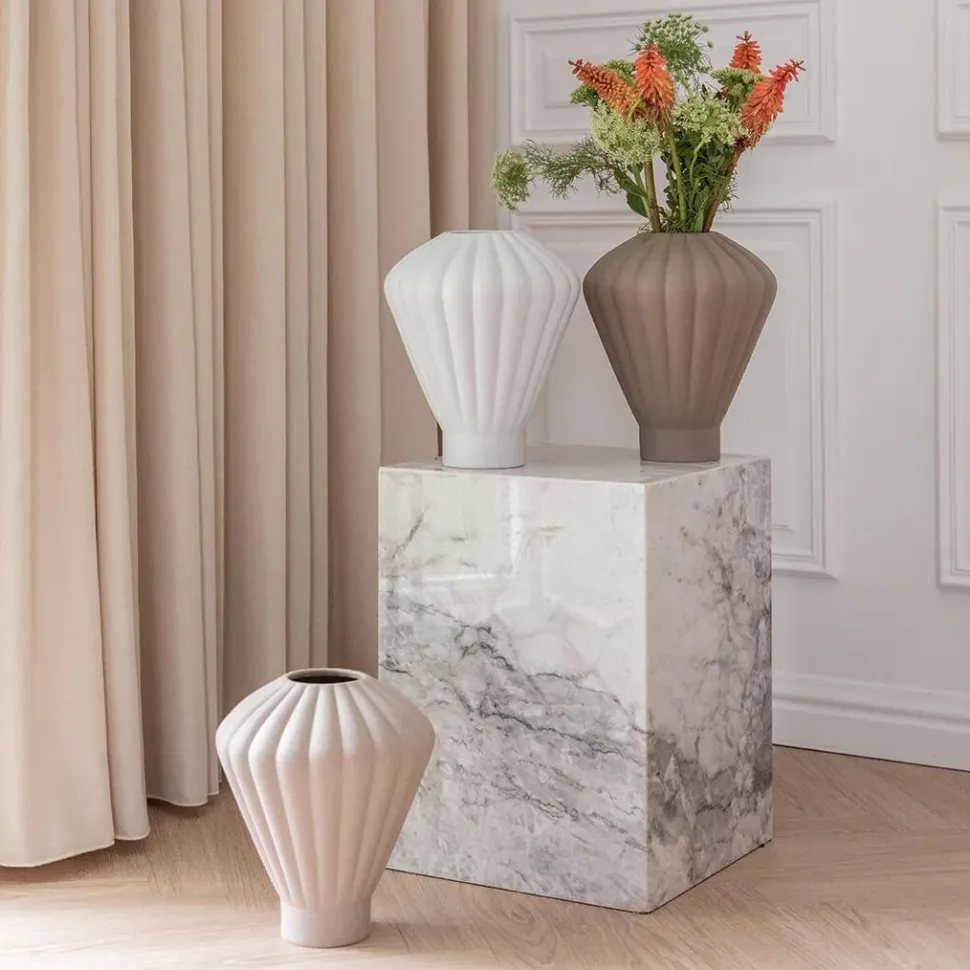 Specktrum Evelyn Ceramic Vase Off White