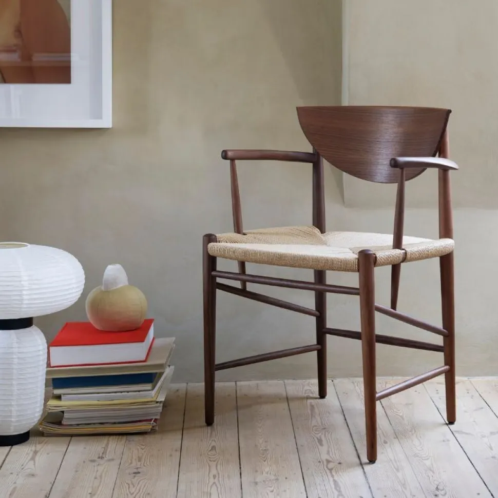 &Tradition HM4 Drawn Chair Oiled Walnut