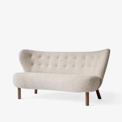 &Tradition Lille Petra VB2 Sofa Karakorum 003 Walnut Legs