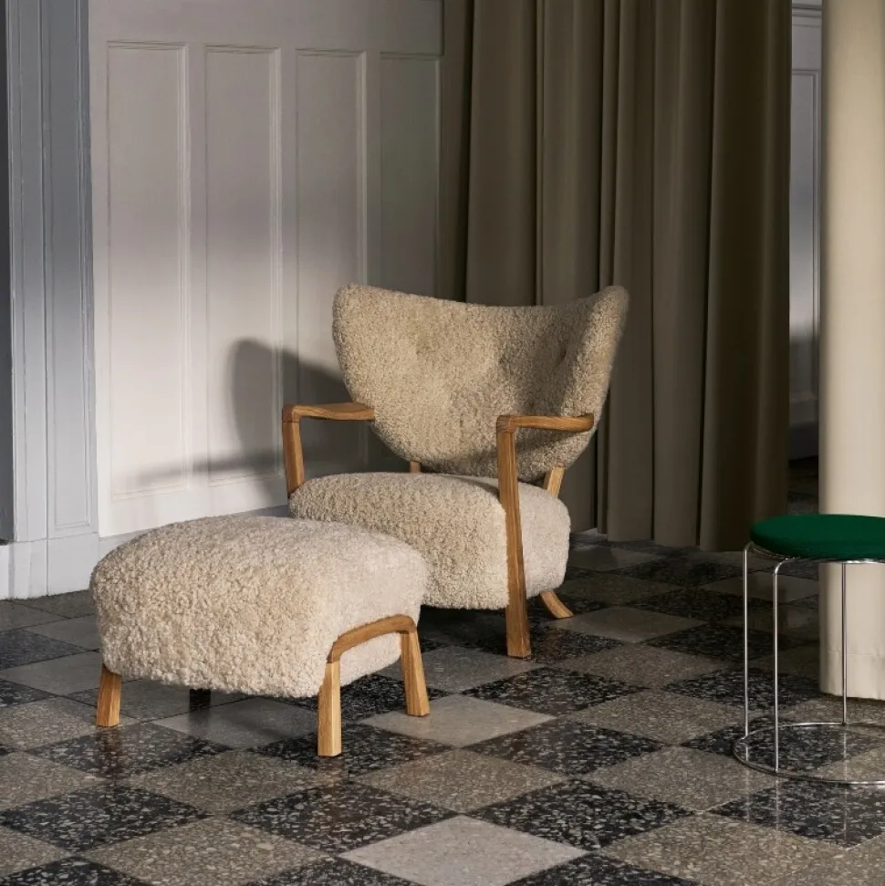 &Tradition Wulff ATD2 Moonlight Sheepskin Oiled Oak